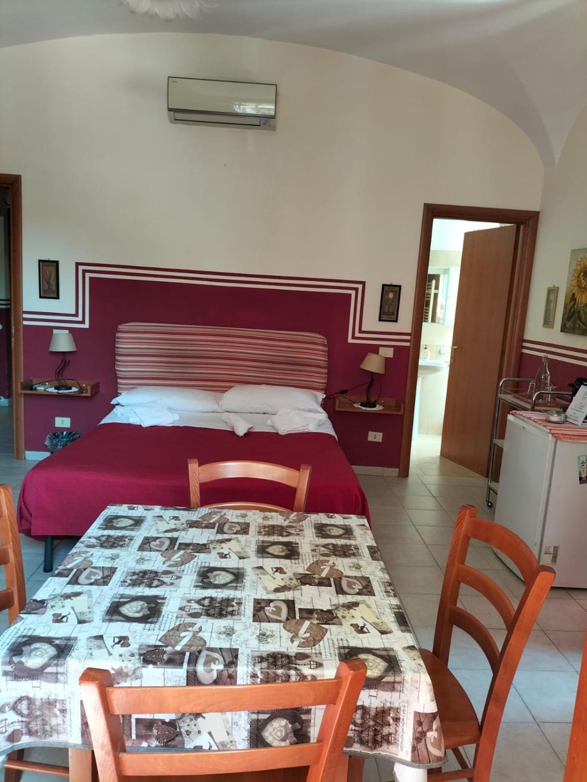 Bed Breakfast And Cappuccino Roma Esterno foto