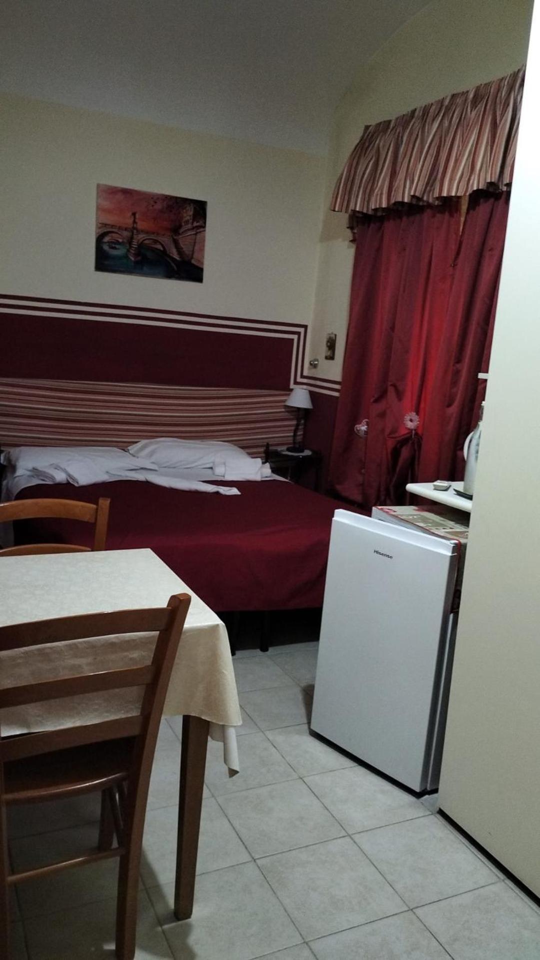 Bed Breakfast And Cappuccino Roma Esterno foto