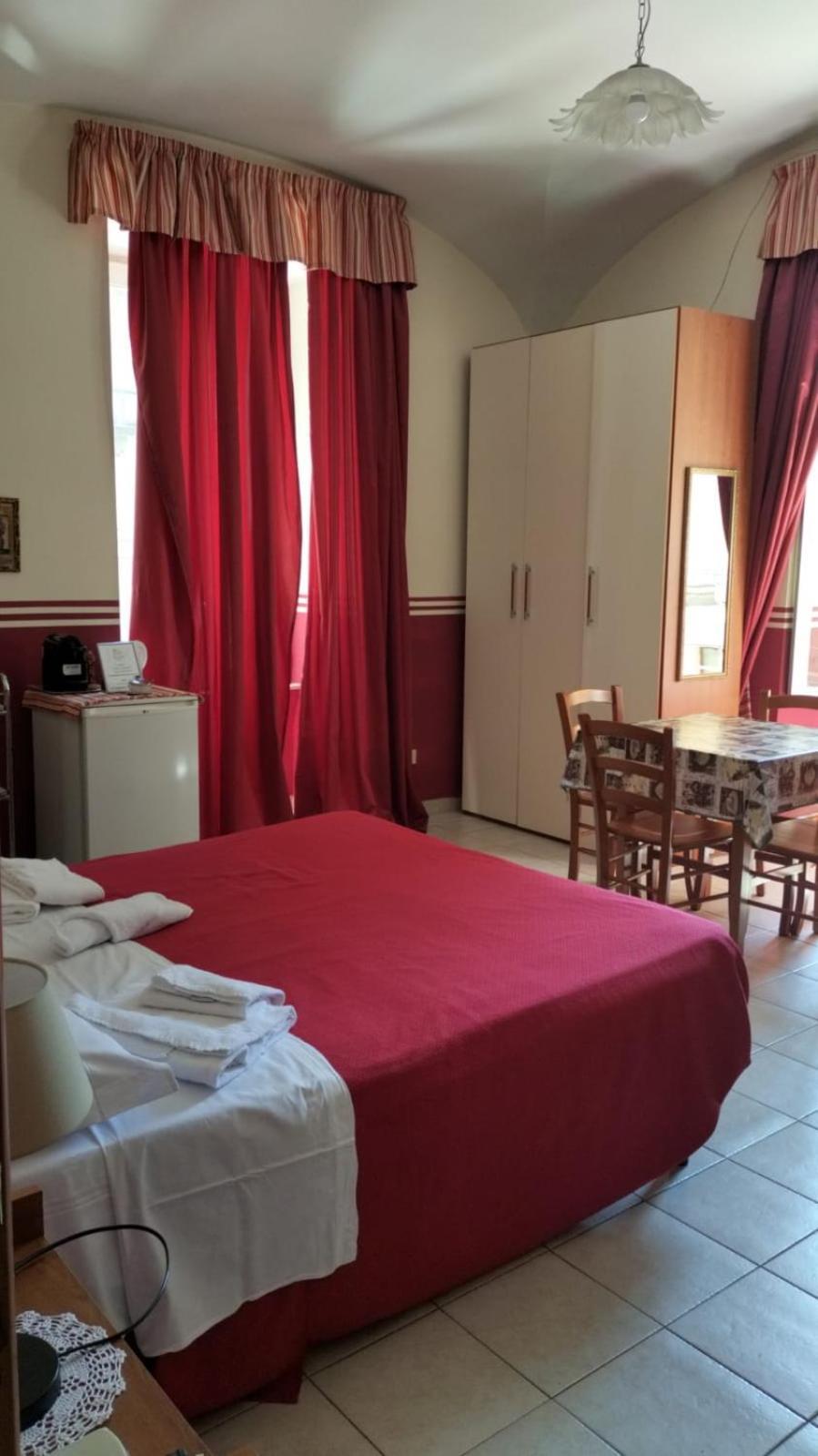 Bed Breakfast And Cappuccino Roma Esterno foto